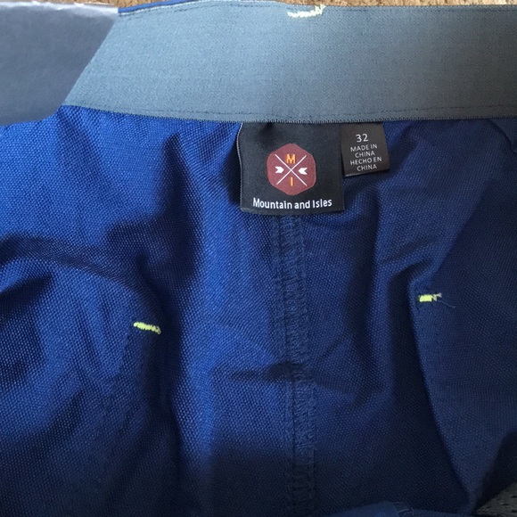 Mountain and Isles Men’s Cargo Performance Navy Blue Short Size 32 - Picture 10 of 13